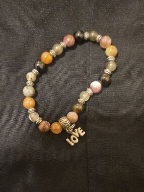 Source Unknown Multicolor Stone Bead Bracelet with LOVE Charm